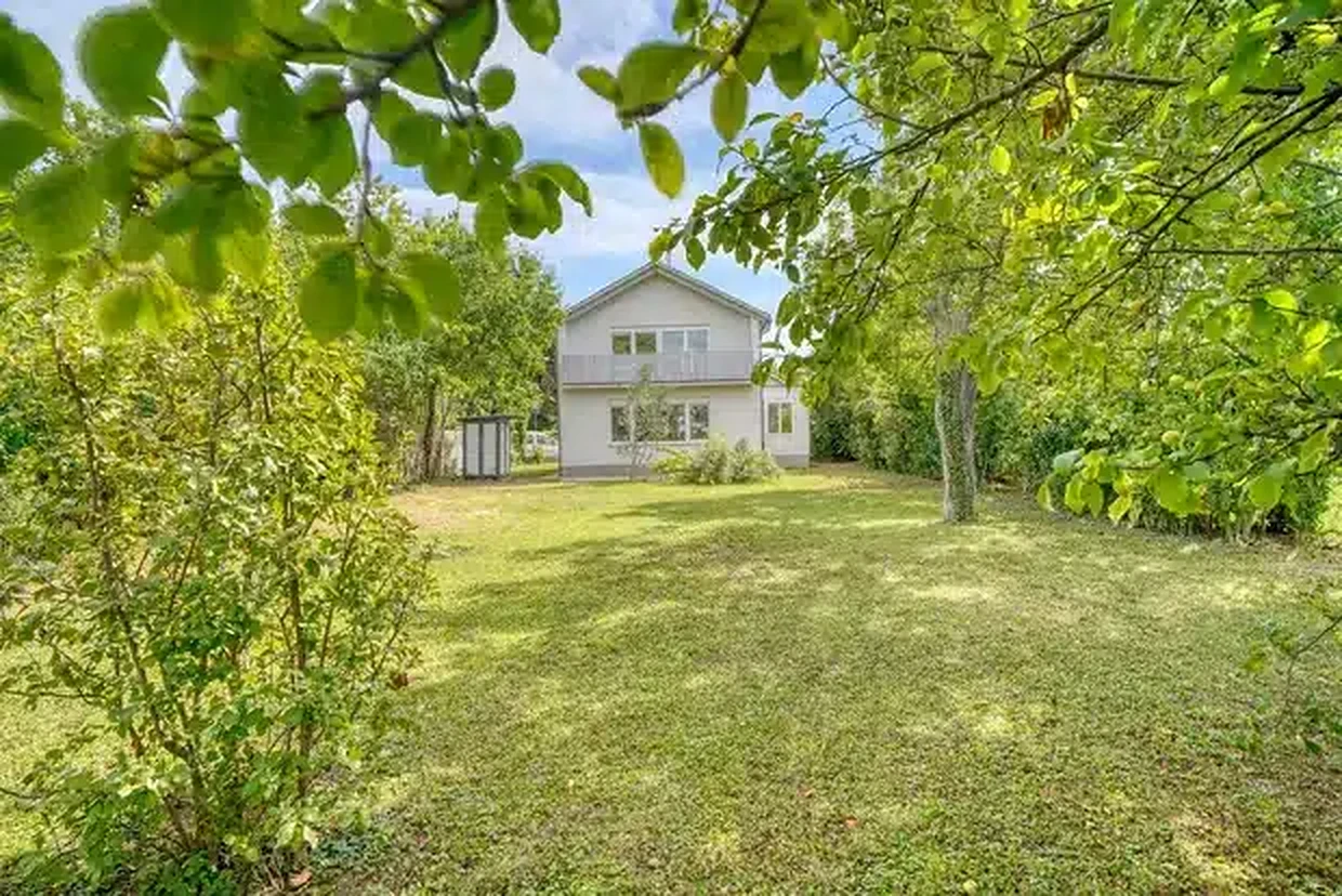 Verkauftes Haus in Wiener Neudorf, vom Garten aus gesehen